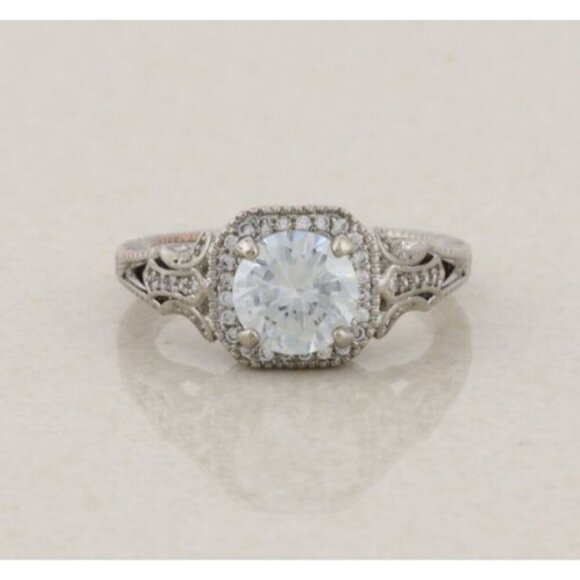 Unbranded Jewelry - Sterling Silver Cubic Zirconia Halo Antique Style Ring Size 6 3/4